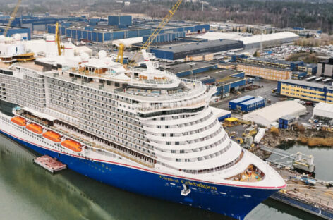 Carnival prende in consegna la nave green Celebration