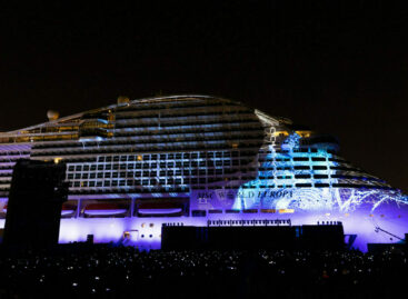 Msc battezza in Qatar <br> la nave green World Europa