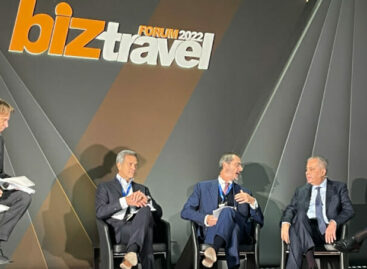 “Affondare o nuotare”: il dilemma al BizTravel Forum
