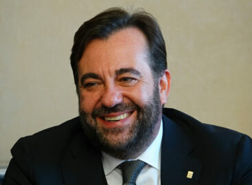 Voli, il rompicapo Sardegna. Moro: «Ripensare il modello»