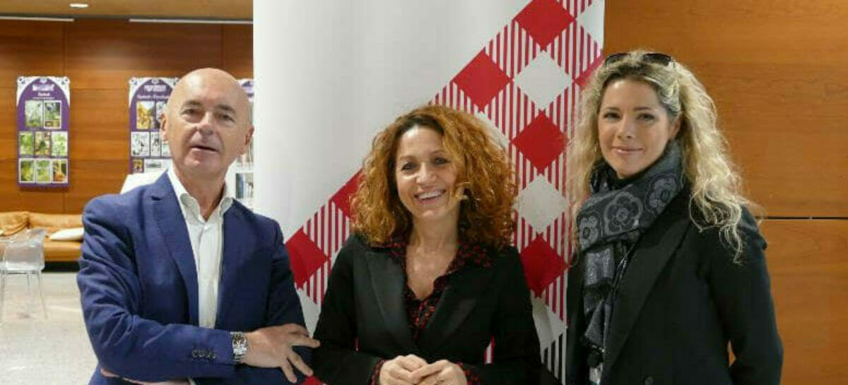 Volotea aggiunge tre rotte da Cagliari per Barcellona, Atene e Brindisi