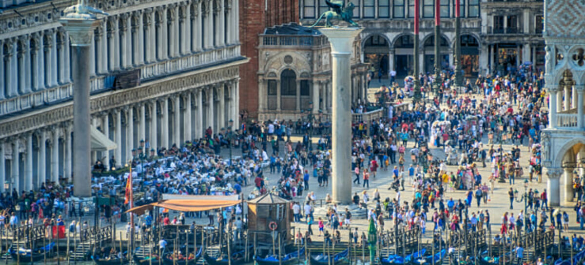 Venezia “costerà” 5 euro: via libera al ticket d’ingresso