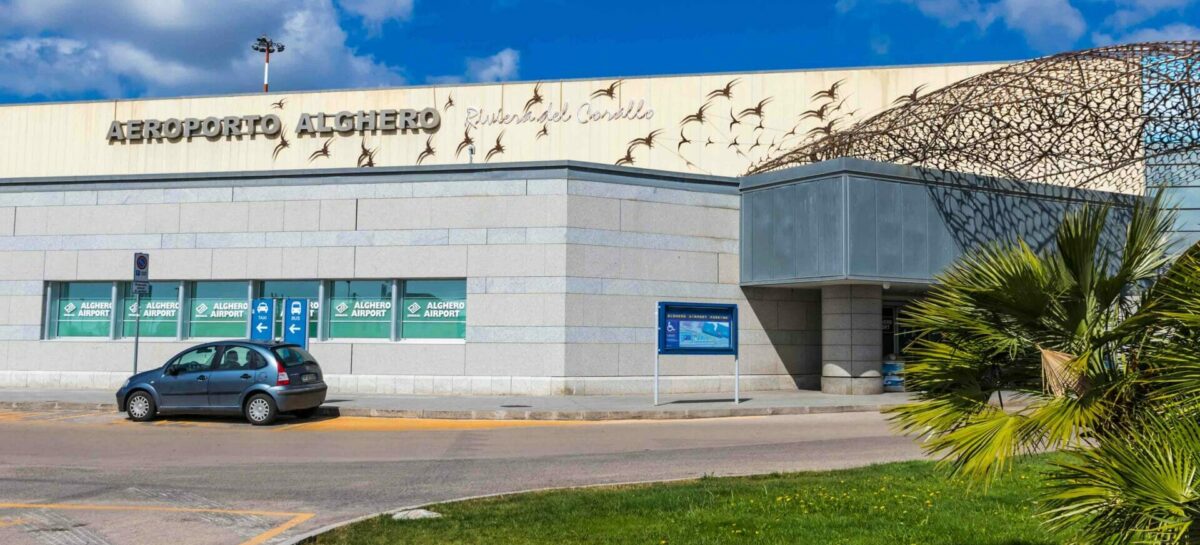 Voli Sardegna, resta orfana Alghero: il caso passa a Salvini