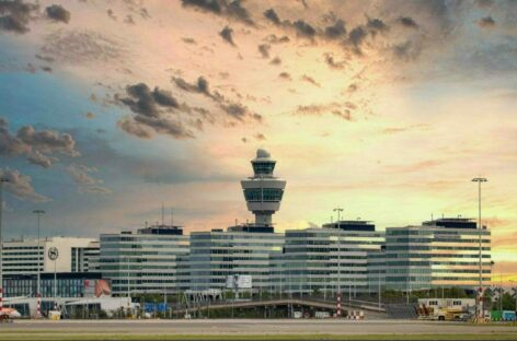 Amsterdam, ennesimo taglio ai voli su Schiphol