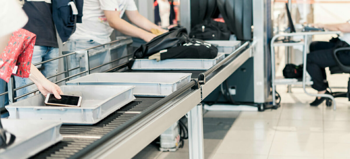 Spagna, stop al controllo liquidi e pc in aeroporto