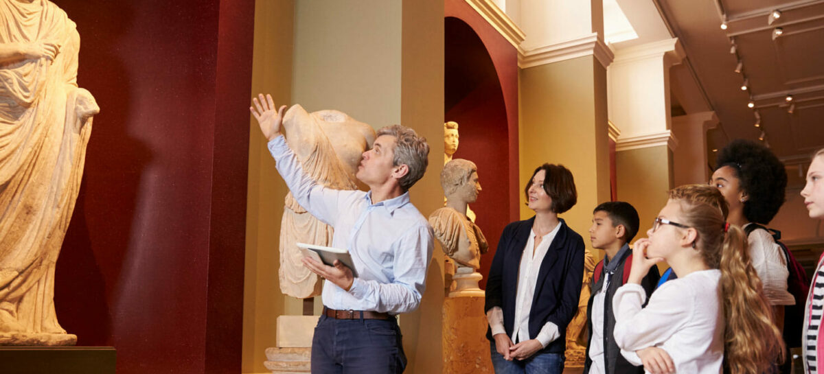 Guide turistiche, Santanché: “Avanti con la riforma”