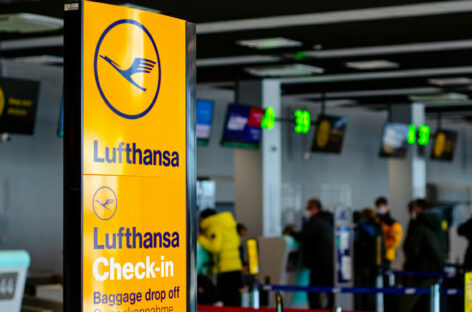Lufthansa, semestre in rosso:<br> 427 milioni di perdite