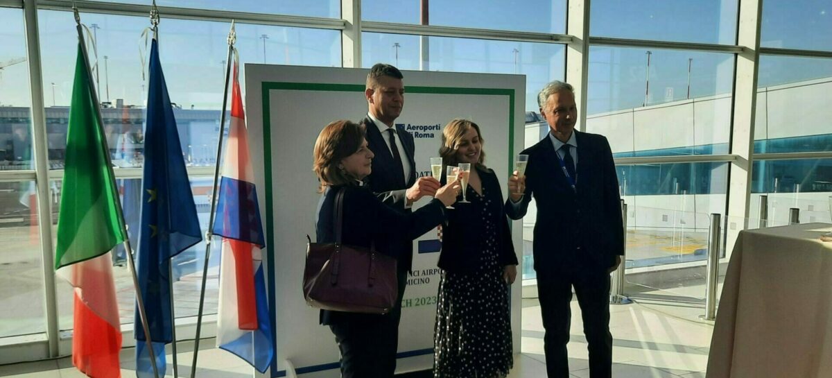 Croazia in area Schengen, la festa a Fiumicino