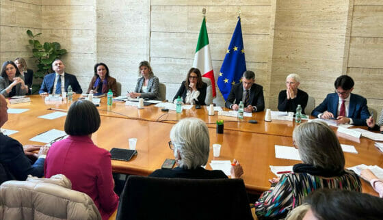 Affitti brevi, primo tavolo al Mitur: “Sì alla libertà d’impresa”