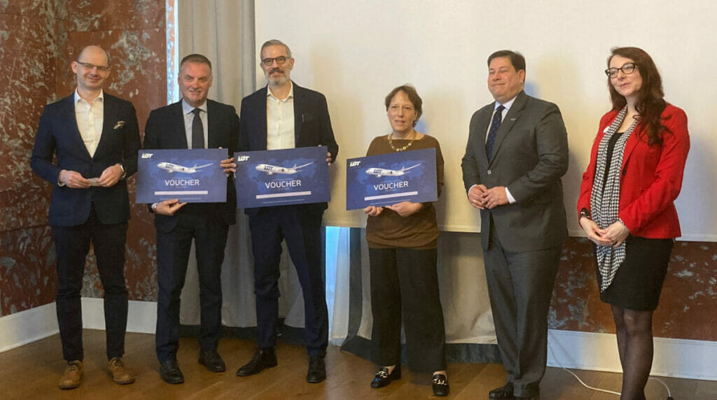 nuovo aeroporto varsavia