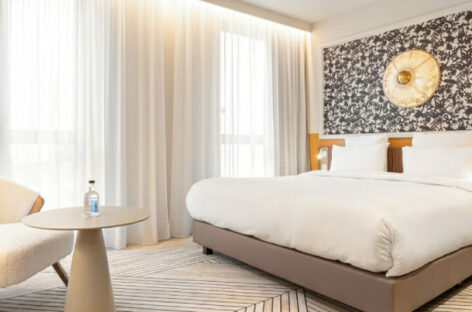 Radisson Individuals debutta a Parigi con l’hotel Yac Clichy
