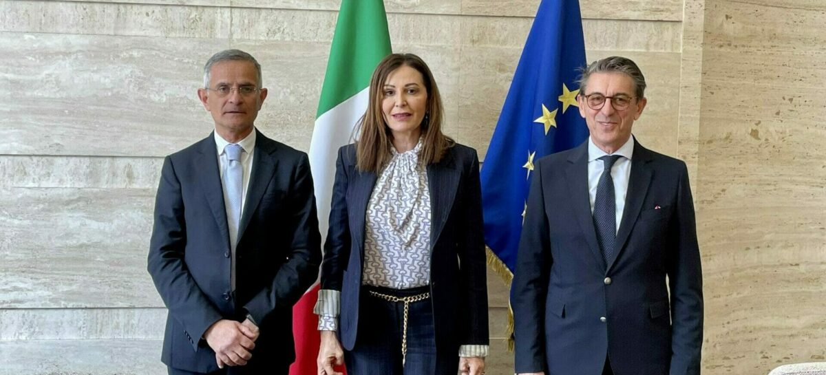 Santanchè incontra i parchi permanenti e stanzia 450 milioni