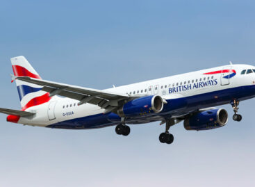 Aereo British Airways perde una ruota, ma atterra in sicurezza