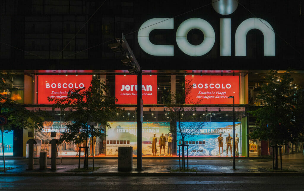 Boscolo_vetrina_Coin Milano