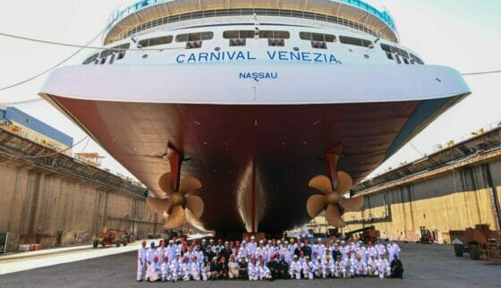 Carnival rinnova la livrea dell’ex Costa Venezia: debutto il 29 maggio