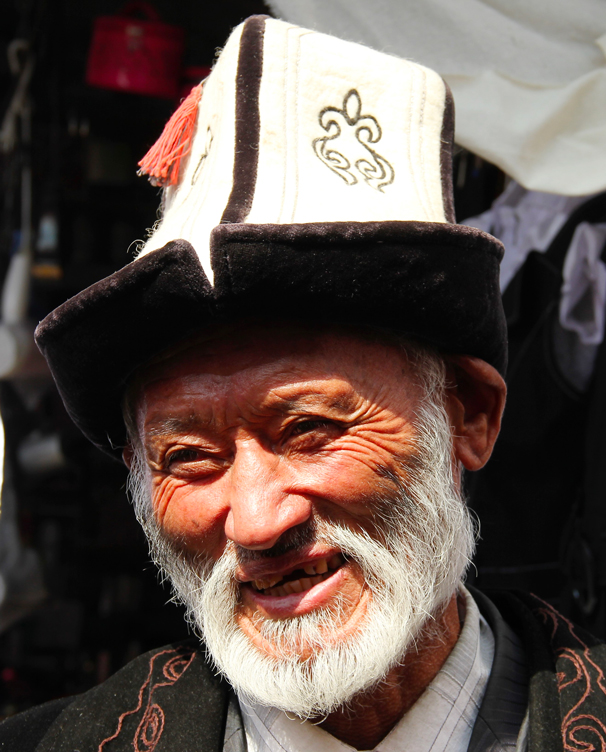 Kirghizistan-levi_kel12