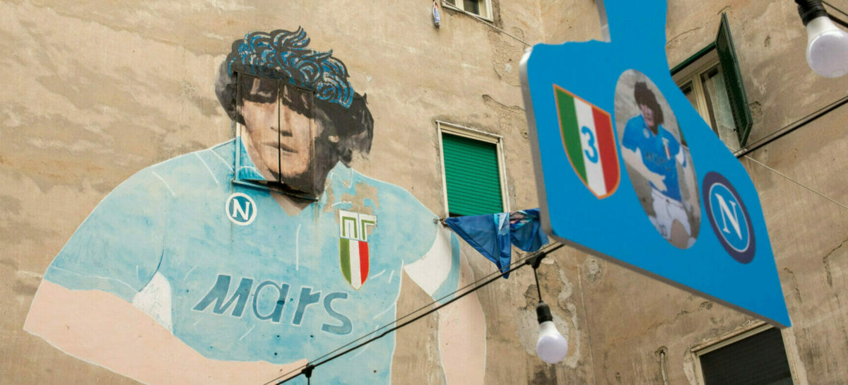 Napolimania, lo scudetto traina il turismo