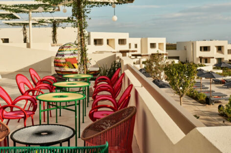 Grecia, Donkey apre il resort Nous sull’isola di Santorini