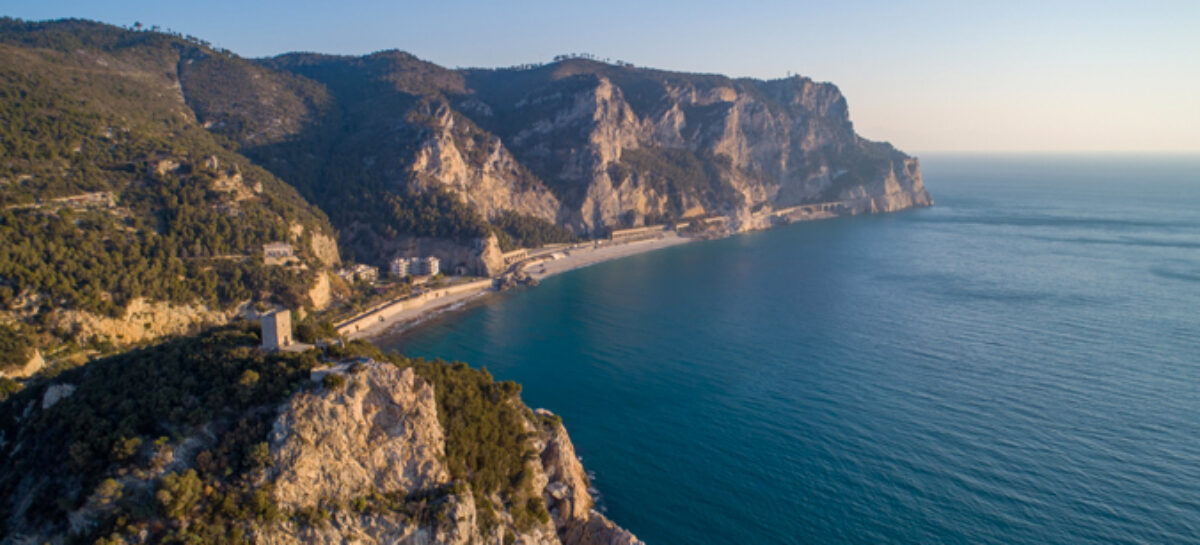 Ospitalità, la Riviera Ligure punta sul Booking Engine fatto in casa