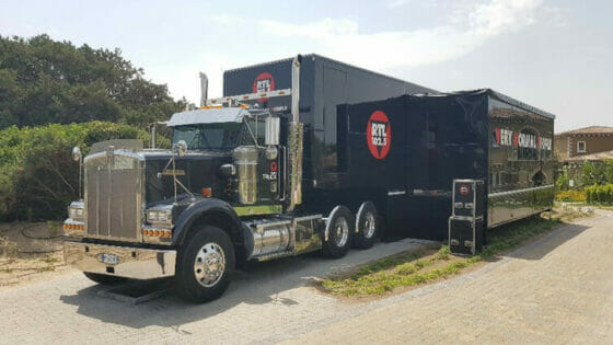 Bluserena, rinnovata la partnership con Rtl 102.5 in Sardegna