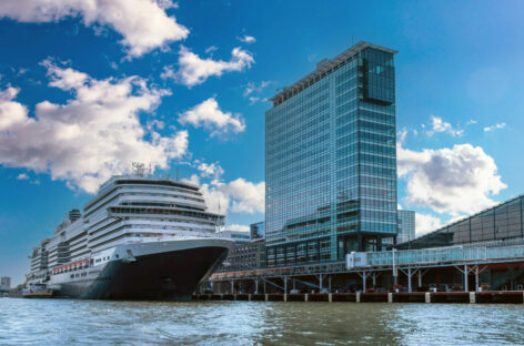 Amsterdam ha deciso: “Via le crociere dal centro città”