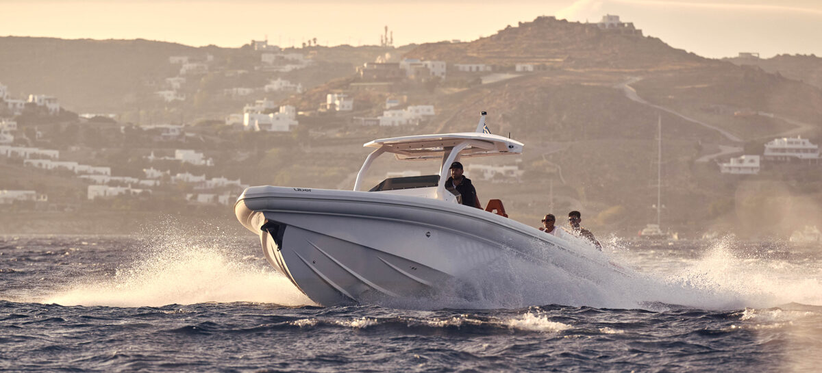 Barche di lusso firmate Uber: il servizio Boat sbarca a Mykonos