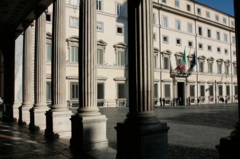 Cdm, doppio gol del turismo: <br>sì a Piano strategico e riforma guide