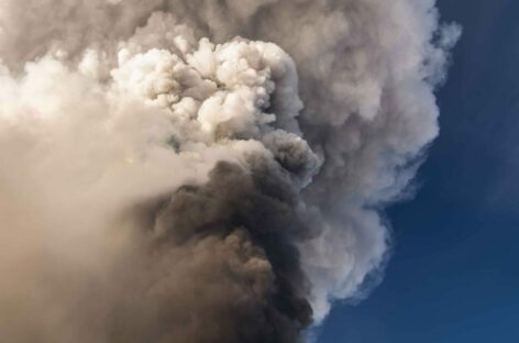Incendio Catania, scali siciliani al collasso