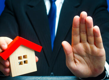 Airbnb al sindaco di Barcellona: “Stop guerra agli affitti brevi”