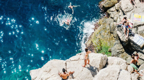 Viaggi di maturità e mete alternative: i consigli di Skyscanner