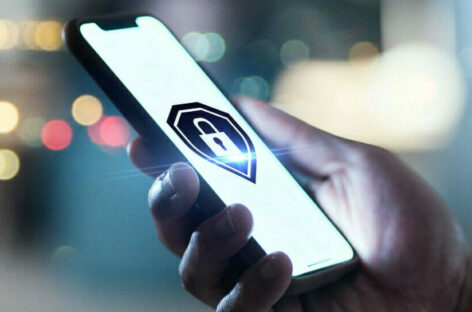 Cyber-rischi in viaggio, come evitarli tra hotspot e Qr code