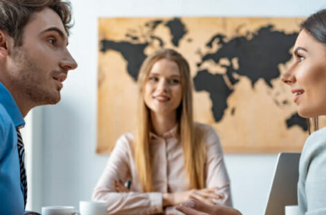 I nodi in agenzia di viaggi <br>nella stagione del “caro tutto”