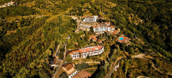 Glamour T.O. compie 30 anni: grande festa in Toscana con i partner