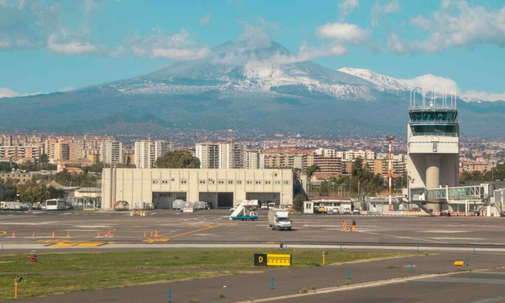 aeroporto catania fontanarossa adobe