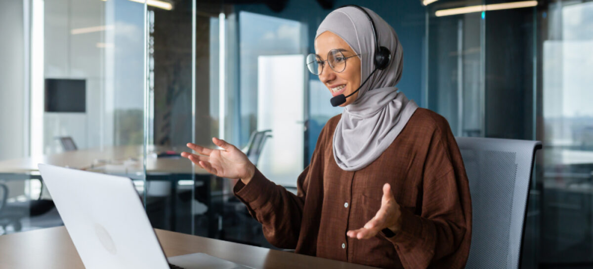 Corso di arabo: la bella iniziativa di Shiruq e Qatar Airways