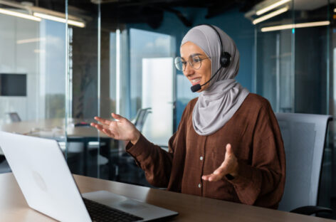 Corso di arabo: la bella iniziativa di Shiruq e Qatar Airways