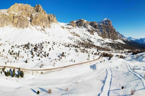 Dolomiti Superski, stagione al via il 25 novembre. E sciare costerà di più