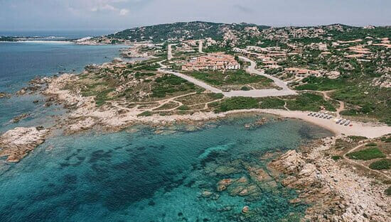 Mangia’s si allea con Hilton: scatta l’operazione Sardegna