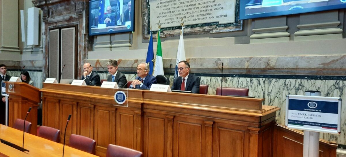 Aeroporti italiani, in un anno trasportati 152 milioni di passeggeri