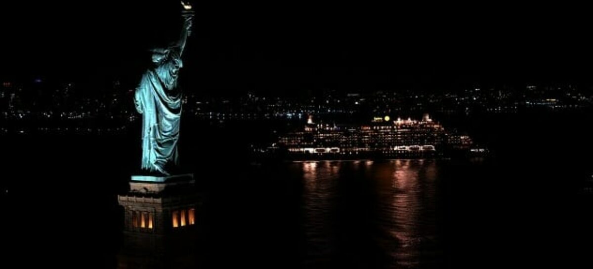 Msc, battesimo a New York per la nave luxury Explora I