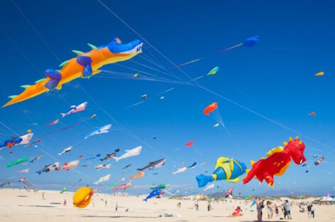 Autunno, raffica di eventi in Spagna dal Suma Flamenca al Festival degli aquiloni