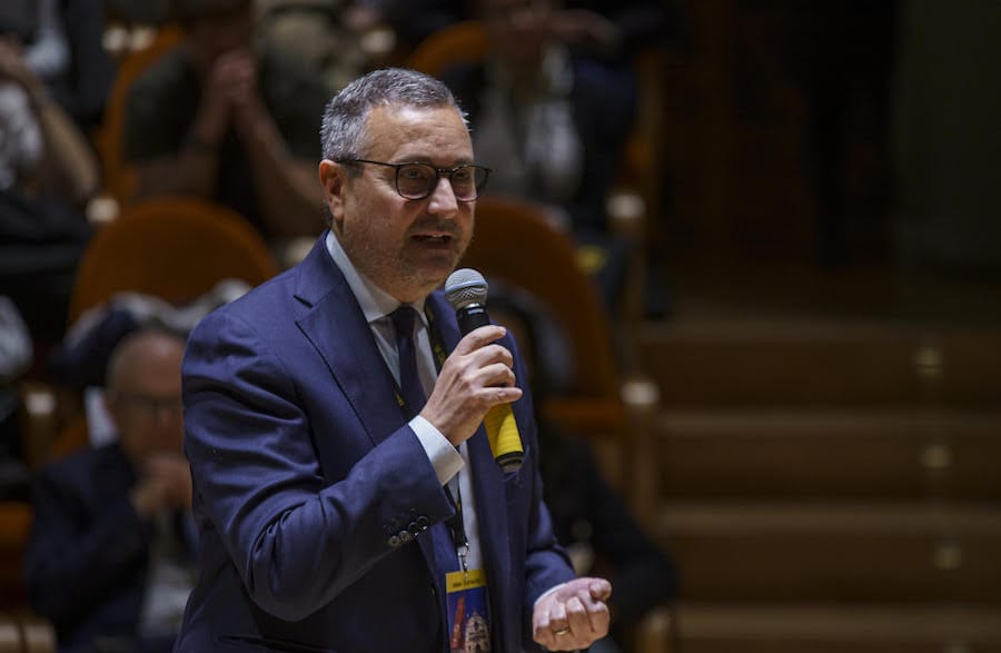 Romanelli Travel hashtag