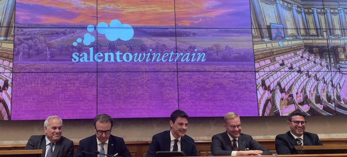 Treni storici, l’11 novembre debutta in Puglia il Salento wine train