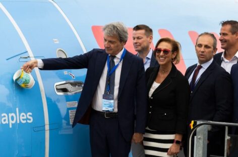 “Naples”, l’aereo che Tui ha dedicato alla città partenopea