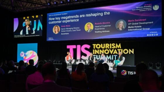 Il “diktat” della tecnologia al Tis di Siviglia