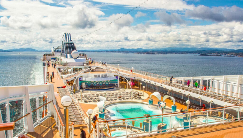 nave da crociera adobe