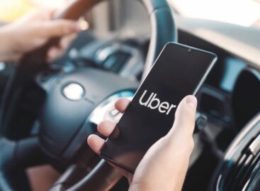 L’Olanda multa Uber per 290 milioni: “Violata privacy autisti”