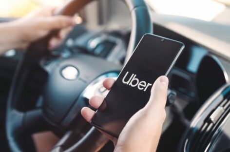 L’Olanda multa Uber per 290 milioni: “Violata privacy autisti”
