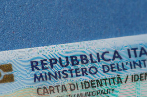 Carta d’identità, stop al rinnovo per gli over 70