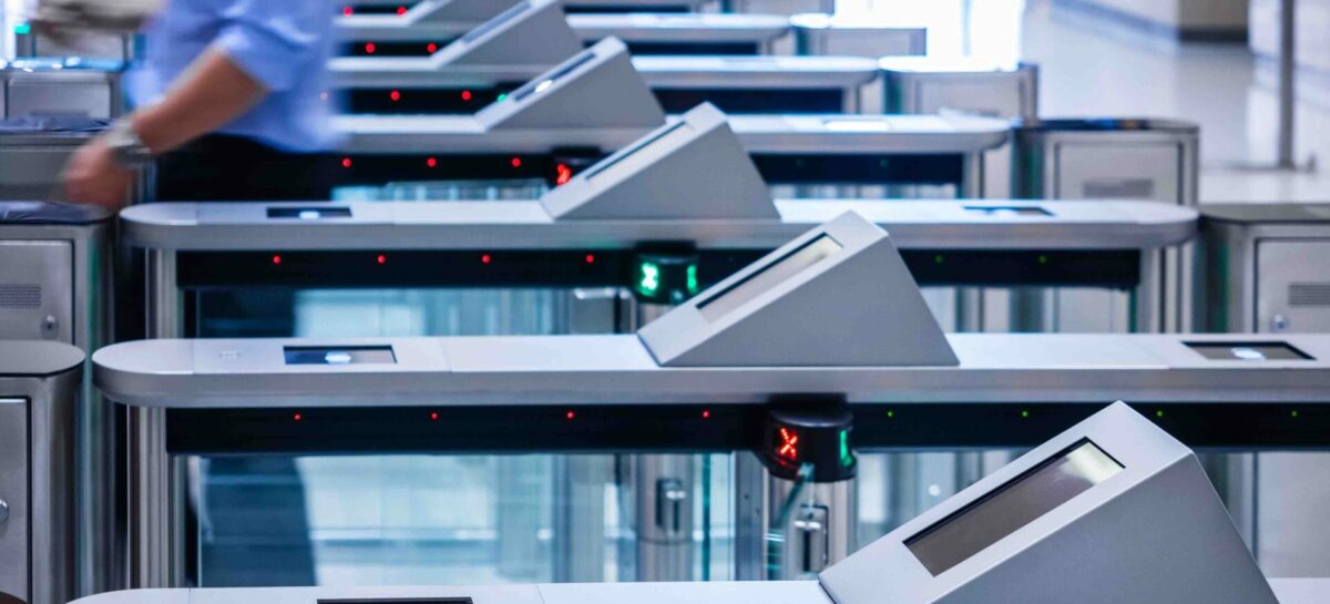 Anche Fiumicino apre gli e-gate alle carte d’identità elettroniche